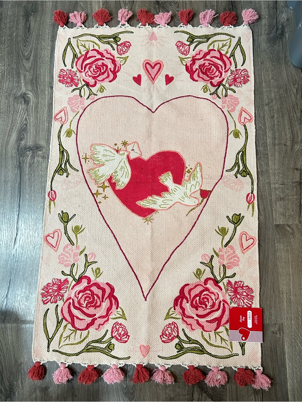 Heart & Roses Decorative Rug with Tassels Valentine’s Day Birds Accent Rug